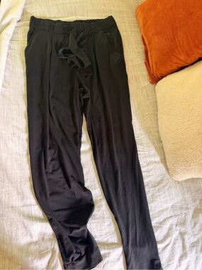 Express Black Tie-Waist Jogger Pants